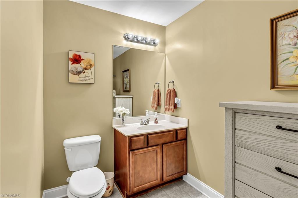 692 Ansley Way High Point, NC 27265 - Photo 6 of 25 Gallery Image 6