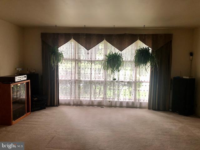 142 Church Road Elkins Park, PA 19027 - Photo 27 of 108 Living Room