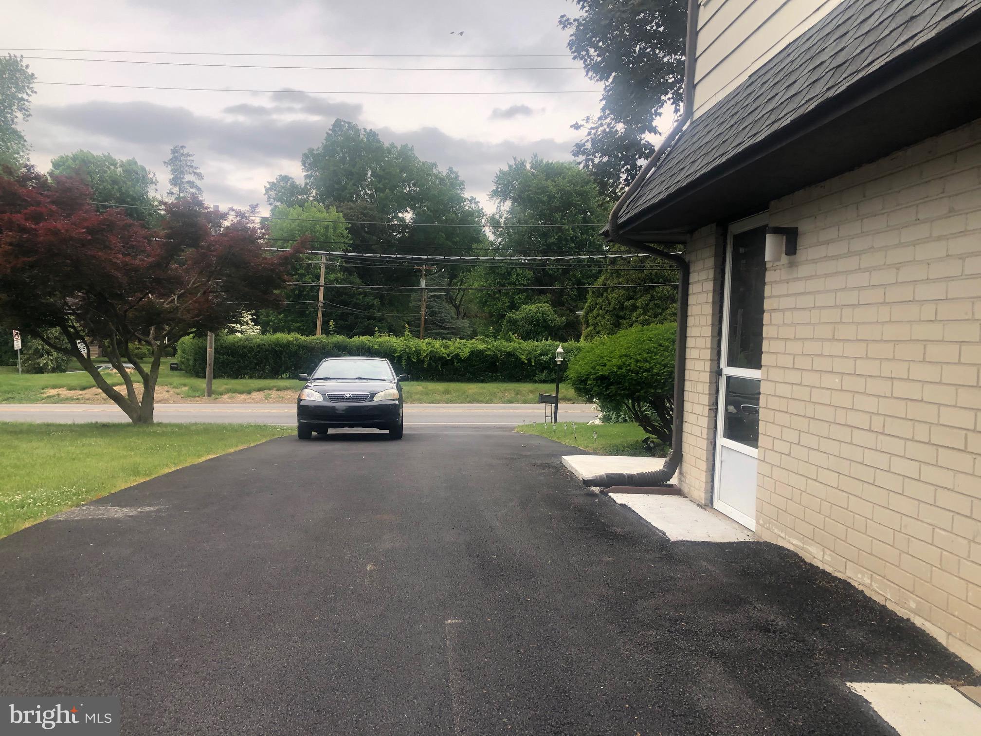 142 Church Road Elkins Park, PA 19027 - Photo 4 of 108 Drive Way