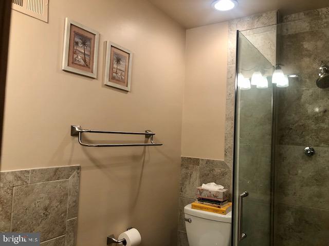 142 Church Road Elkins Park, PA 19027 - Photo 74 of 108 Master bathroom