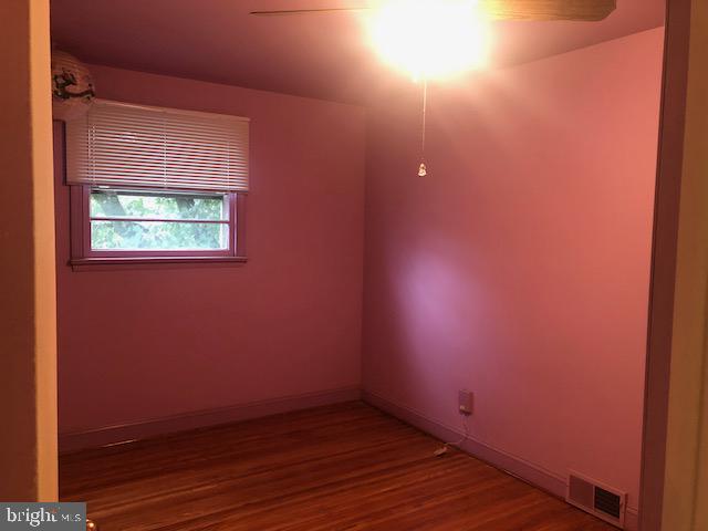 142 Church Road Elkins Park, PA 19027 - Photo 86 of 108 3rd bed room