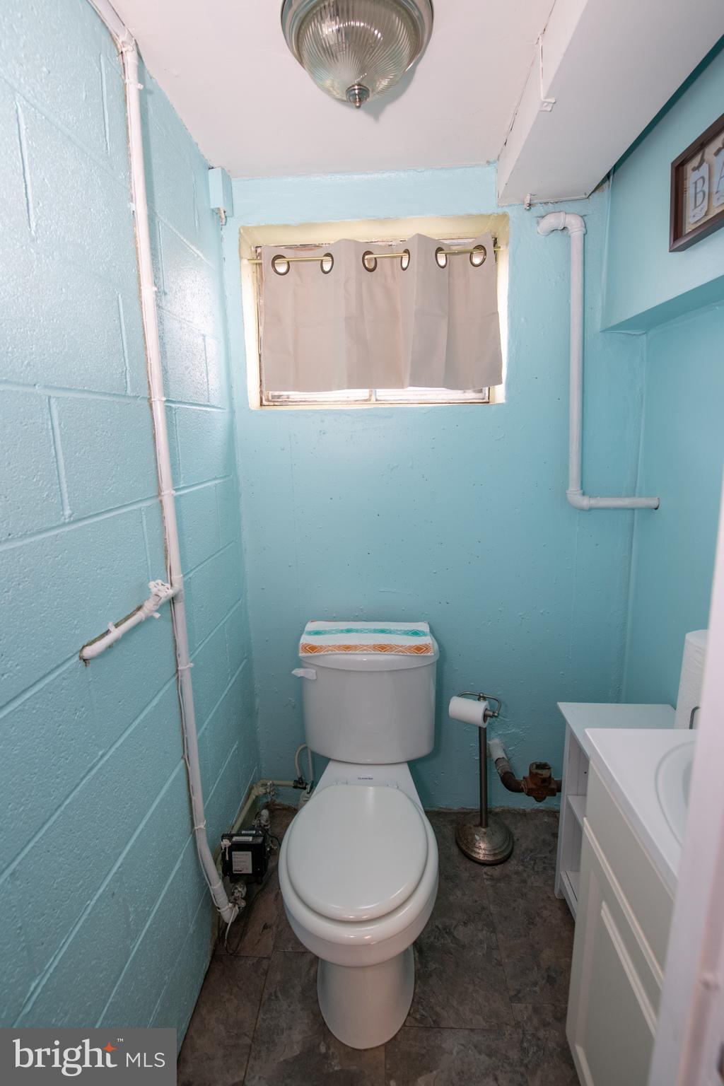 3301 Atmore Road Philadelphia, PA 19154 - Photo 32 of 38