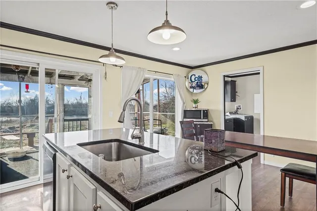 $299,900 | 302 Southeast 901 Road, Clinton, MO 64735