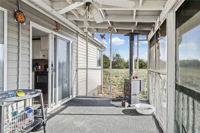 $299,900 | 302 Southeast 901 Road, Clinton, MO 64735