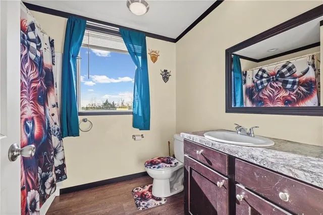 $299,900 | 302 Southeast 901 Road, Clinton, MO 64735