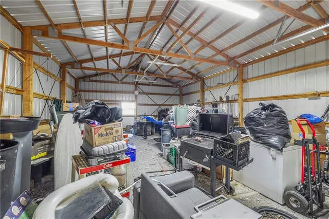 $299,900 | 302 Southeast 901 Road, Clinton, MO 64735