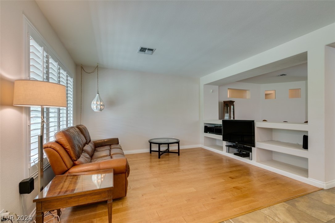 491 Eagle Vista Drive Henderson, NV 89012 - Photo 12 of 51