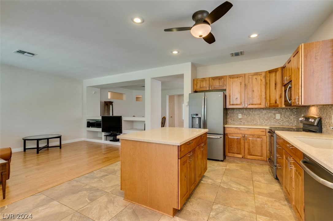 491 Eagle Vista Drive Henderson, NV 89012 - Photo 19 of 51