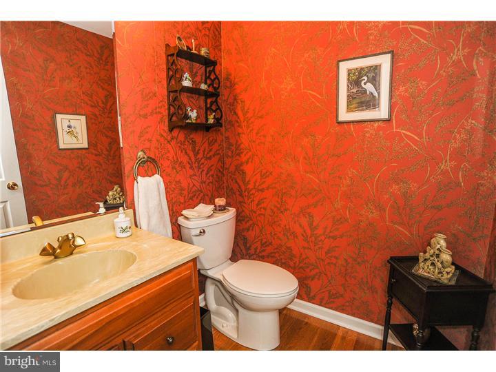 7 Valley Creek Road Malvern, PA 19355 - Photo 15 of 25 Bathroom