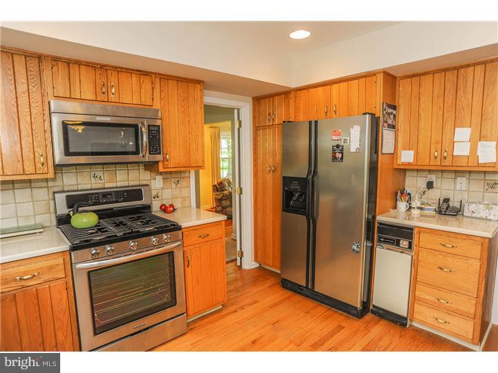 7 Valley Creek Road Malvern, PA 19355 - Photo 9 of 25 Kitchen