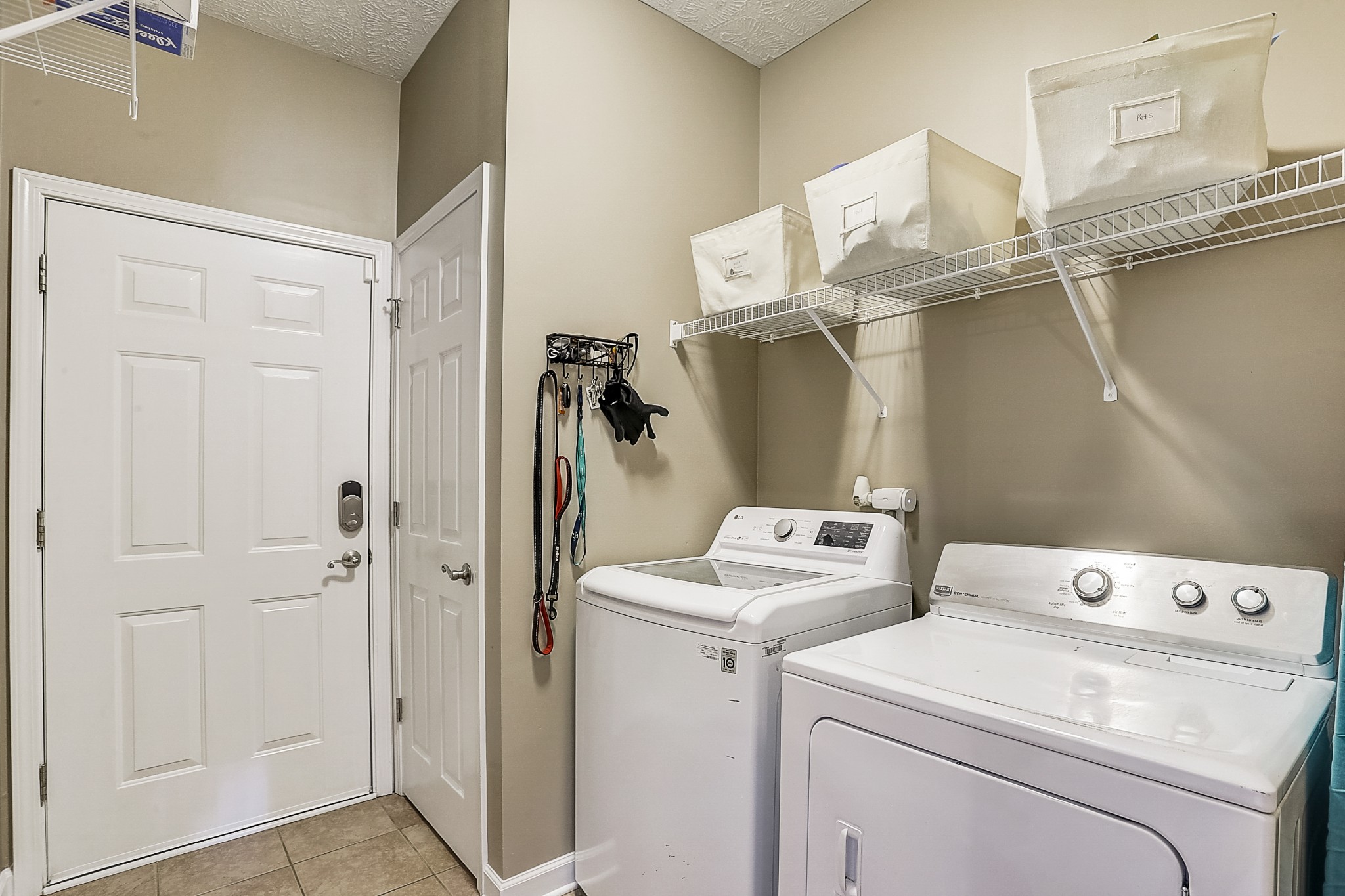 3947 Rowland Road Murfreesboro, TN 37128 - Photo 28 of 50 a utility room with dryer and washer