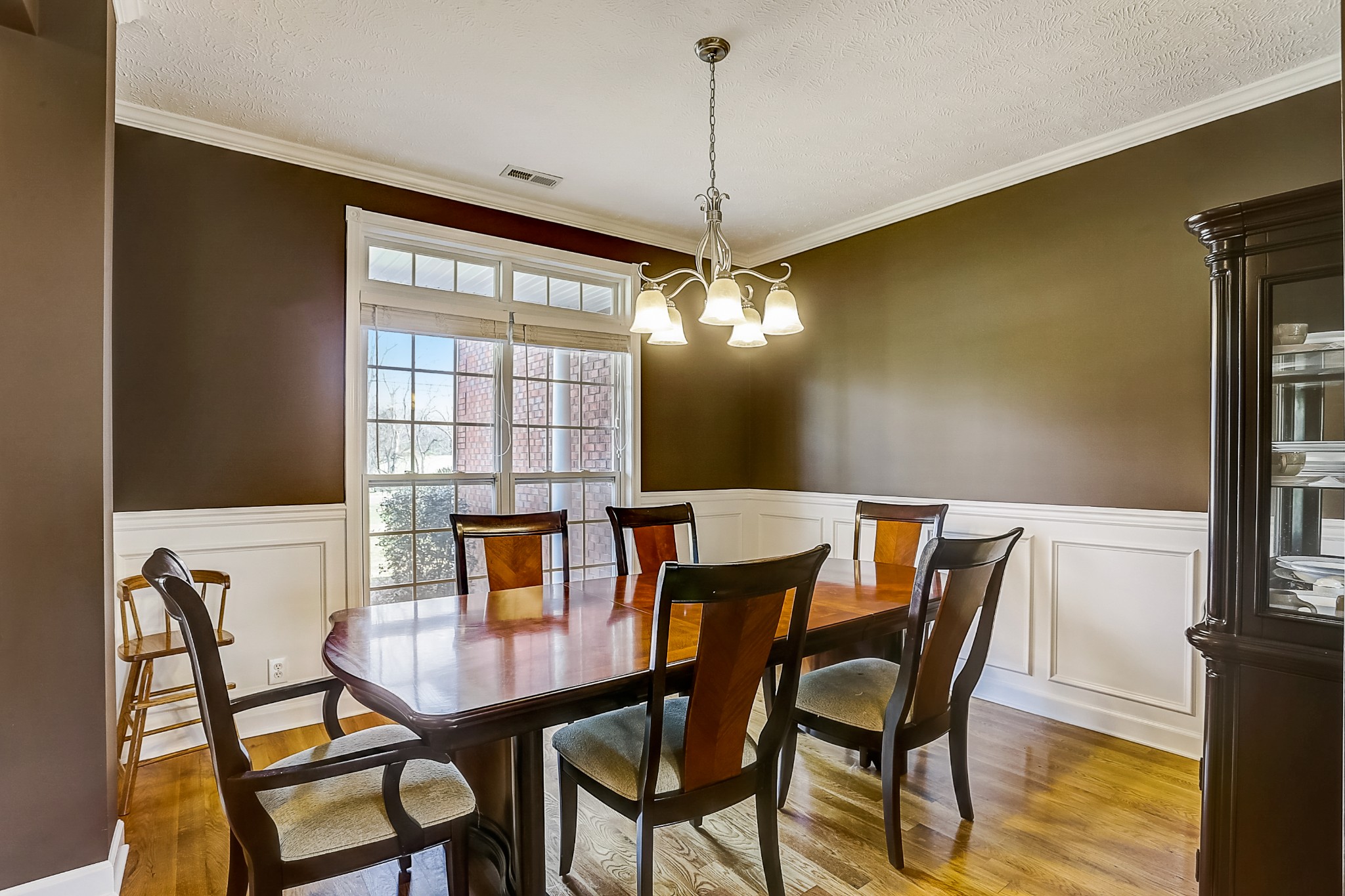 3947 Rowland Road Murfreesboro, TN 37128 - Photo 6 of 50 a view of a dining room with furniture and window