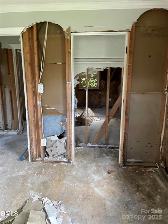 1124 Riverside Drive Charlotte, NC 28214 - Photo 6 of 15 a view of a garage