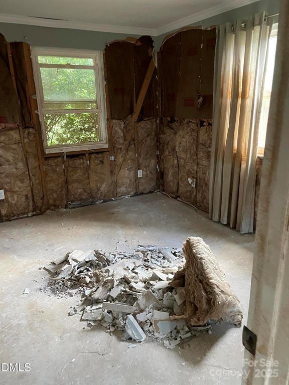 1124 Riverside Drive Charlotte, NC 28214 - Photo 7 of 15 a view of a livingroom with wooden floor and a window