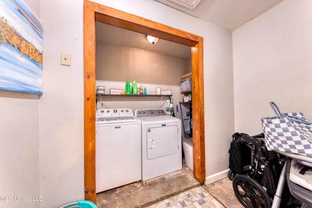 $185,000 | 12513 Canterbury Drive West, Ocean Springs, MS 39564