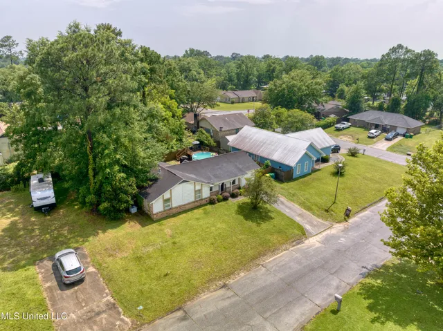 $185,000 | 12513 Canterbury Drive West, Ocean Springs, MS 39564