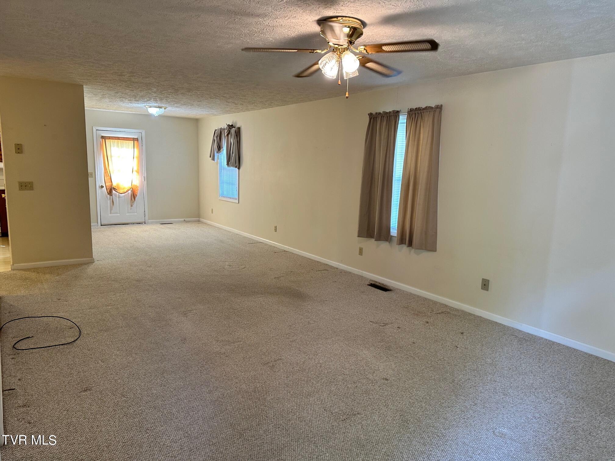 1006 Rocky Ridge Road Johnson City, TN 37601 - Photo 6 of 17 6