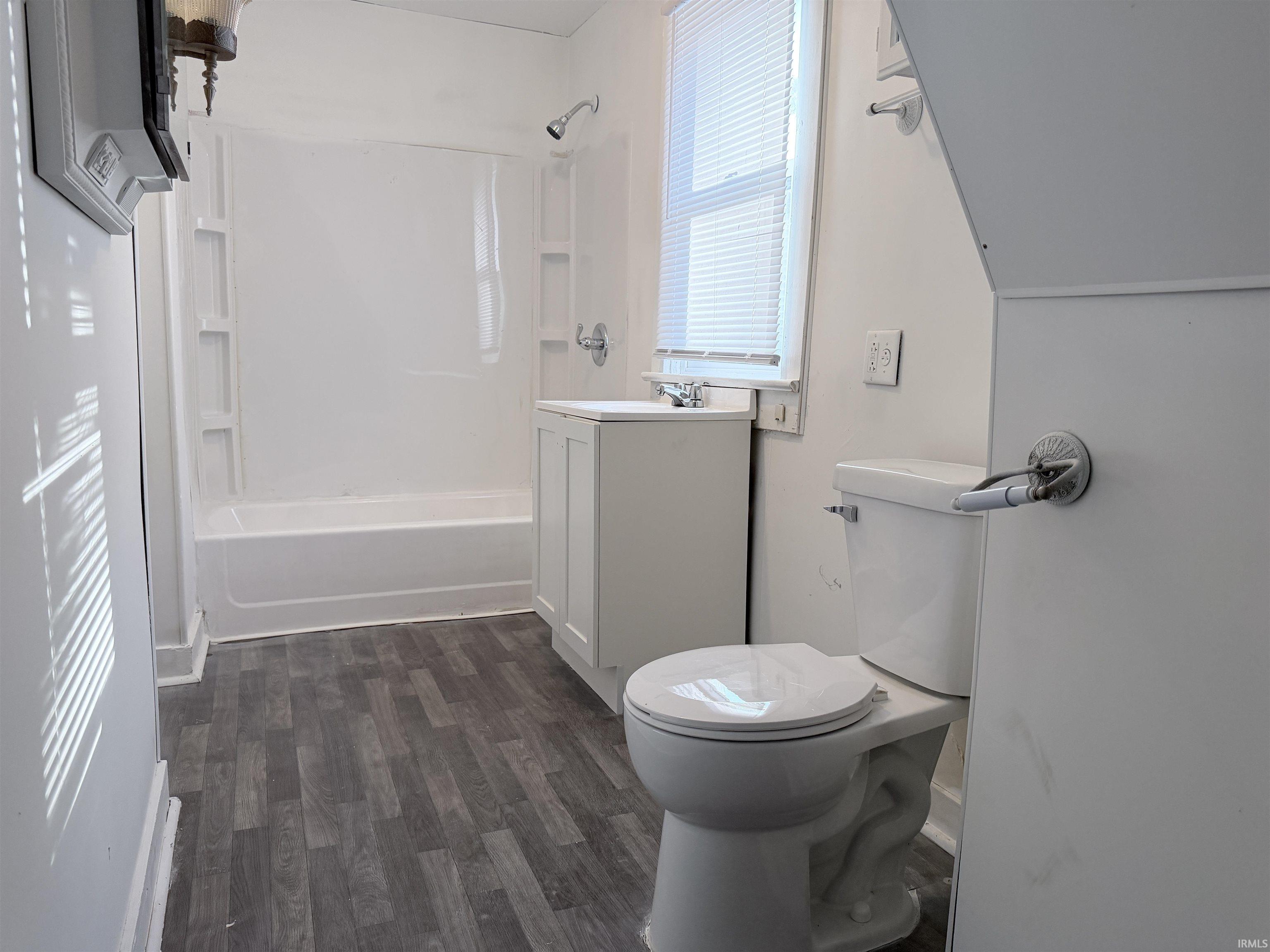 925 Cottage Avenue Fort Wayne, IN 46807 - Photo 14 of 28