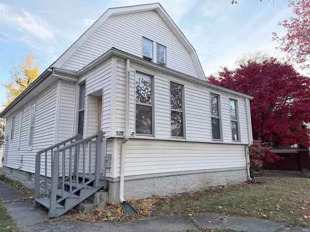 $139,900 | 925 Cottage Avenue, Fort Wayne, IN 46807