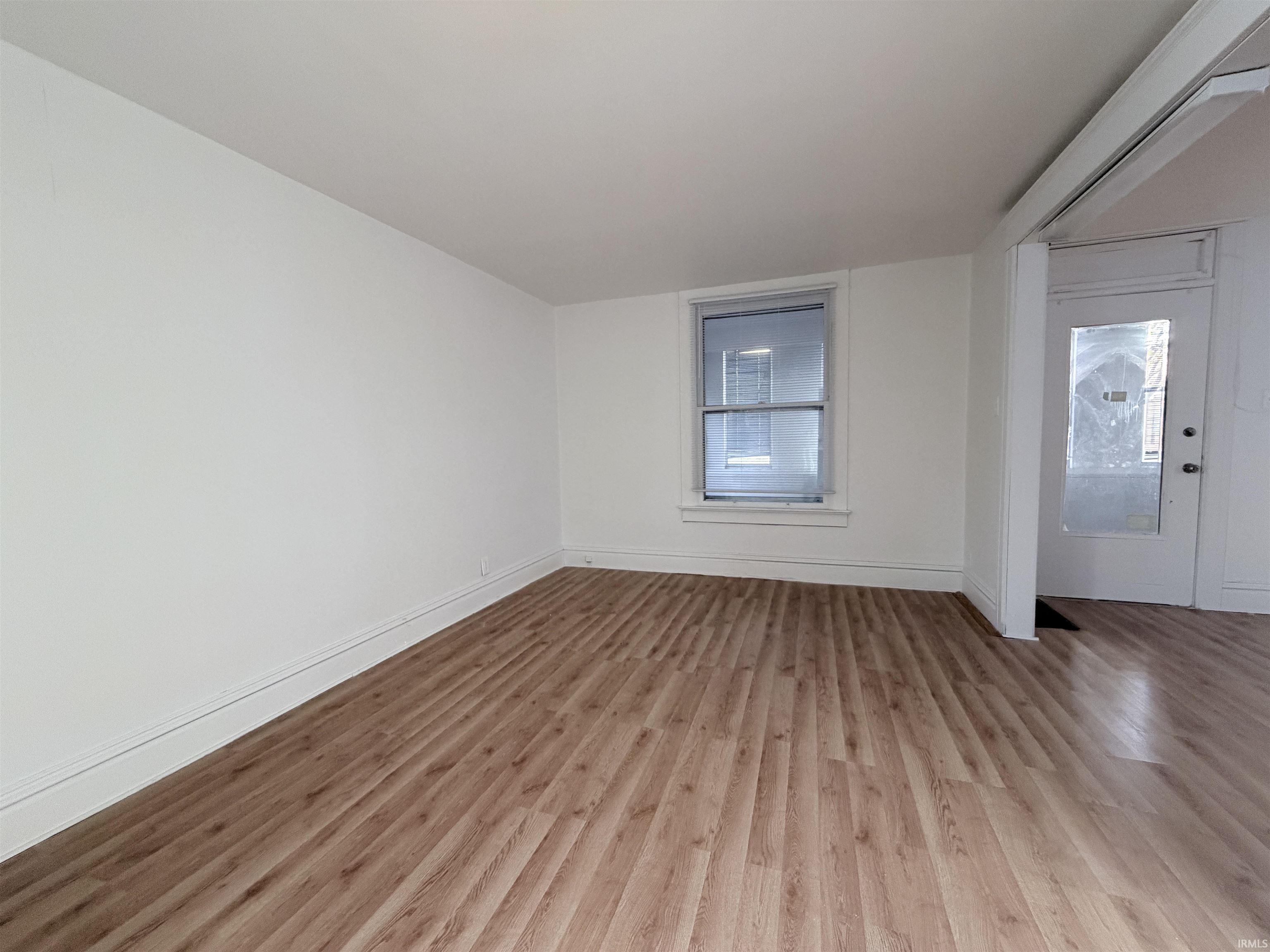 925 Cottage Avenue Fort Wayne, IN 46807 - Photo 8 of 28