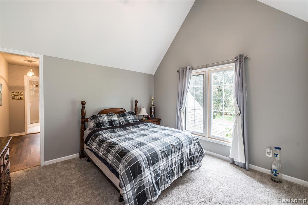 3702 Edinborough Drive Rochester Hills, MI 48306 - Photo 19 of 37 Gallery Image 19