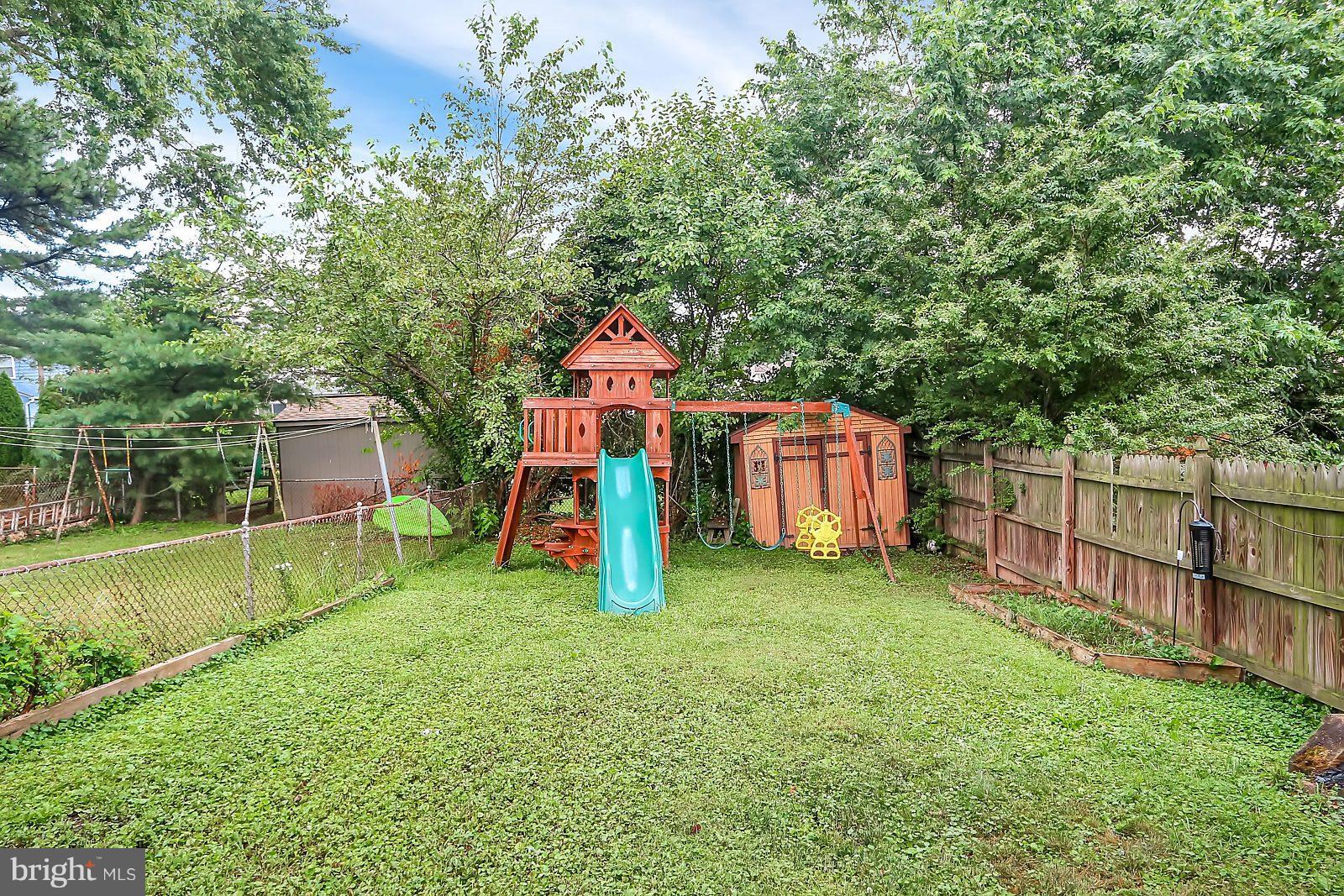 2820 Topaz Road Baltimore, MD 21234 - Photo 21 of 30 Exterior (Rear)
