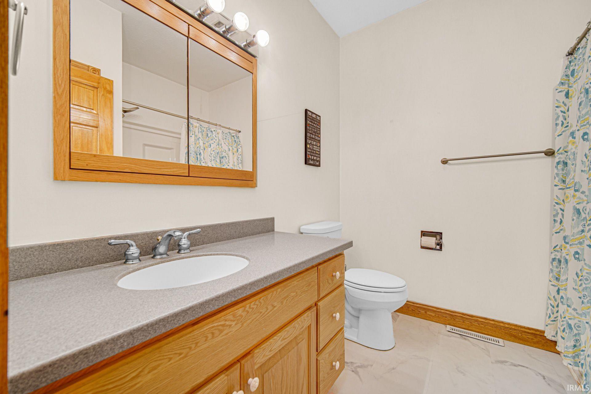 14830 12th Road Plymouth, IN 46563 - Photo 12 of 32