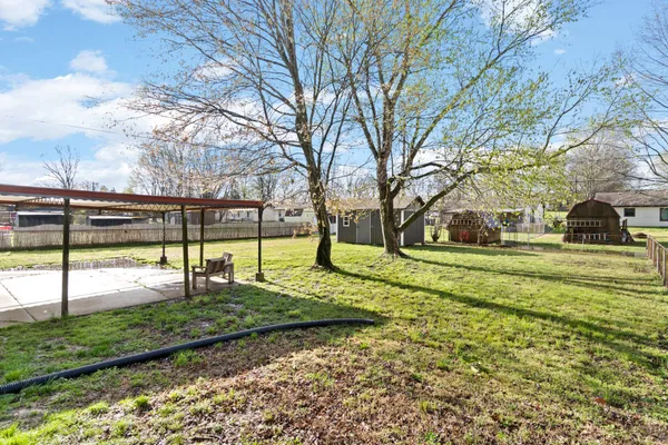 $1,800 | 110 Rainbow Street, Clarksville, TN 37042
