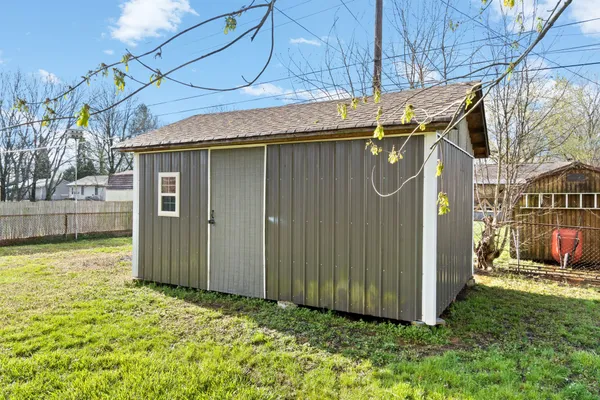 $1,800 | 110 Rainbow Street, Clarksville, TN 37042