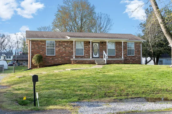 $1,800 | 110 Rainbow Street, Clarksville, TN 37042