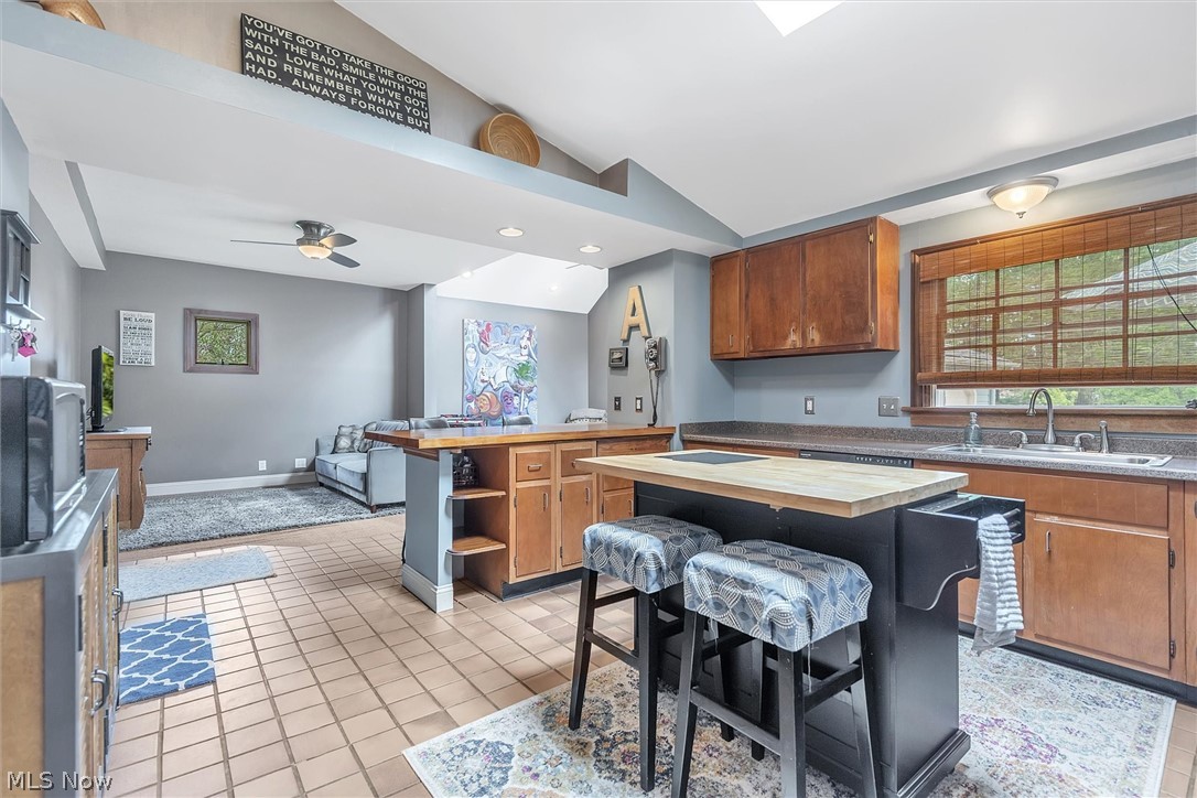 6427 Olde York Road Cleveland, OH 44130 - Photo 14 of 34 Gallery Image 14