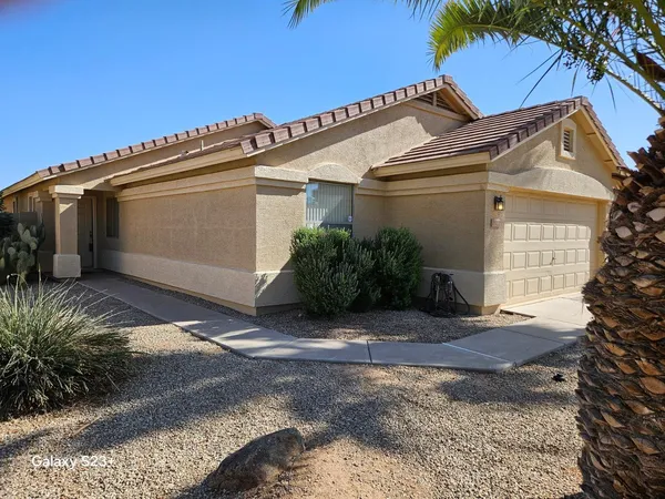 $1,725 | 2922 East Sierrita Road, San Tan Valley, AZ 85143