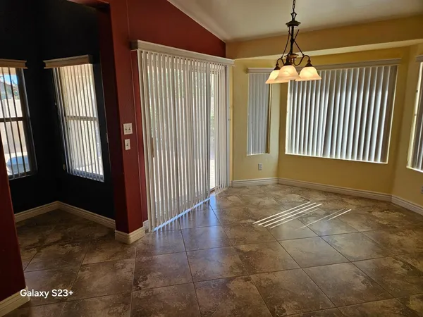 $1,725 | 2922 East Sierrita Road, San Tan Valley, AZ 85143