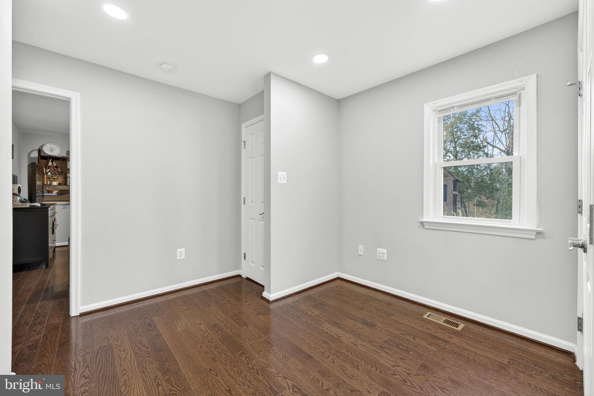 1636 Double Church Road Stephens City, VA 22655 - Photo 22 of 42 Main Level Linen Closet