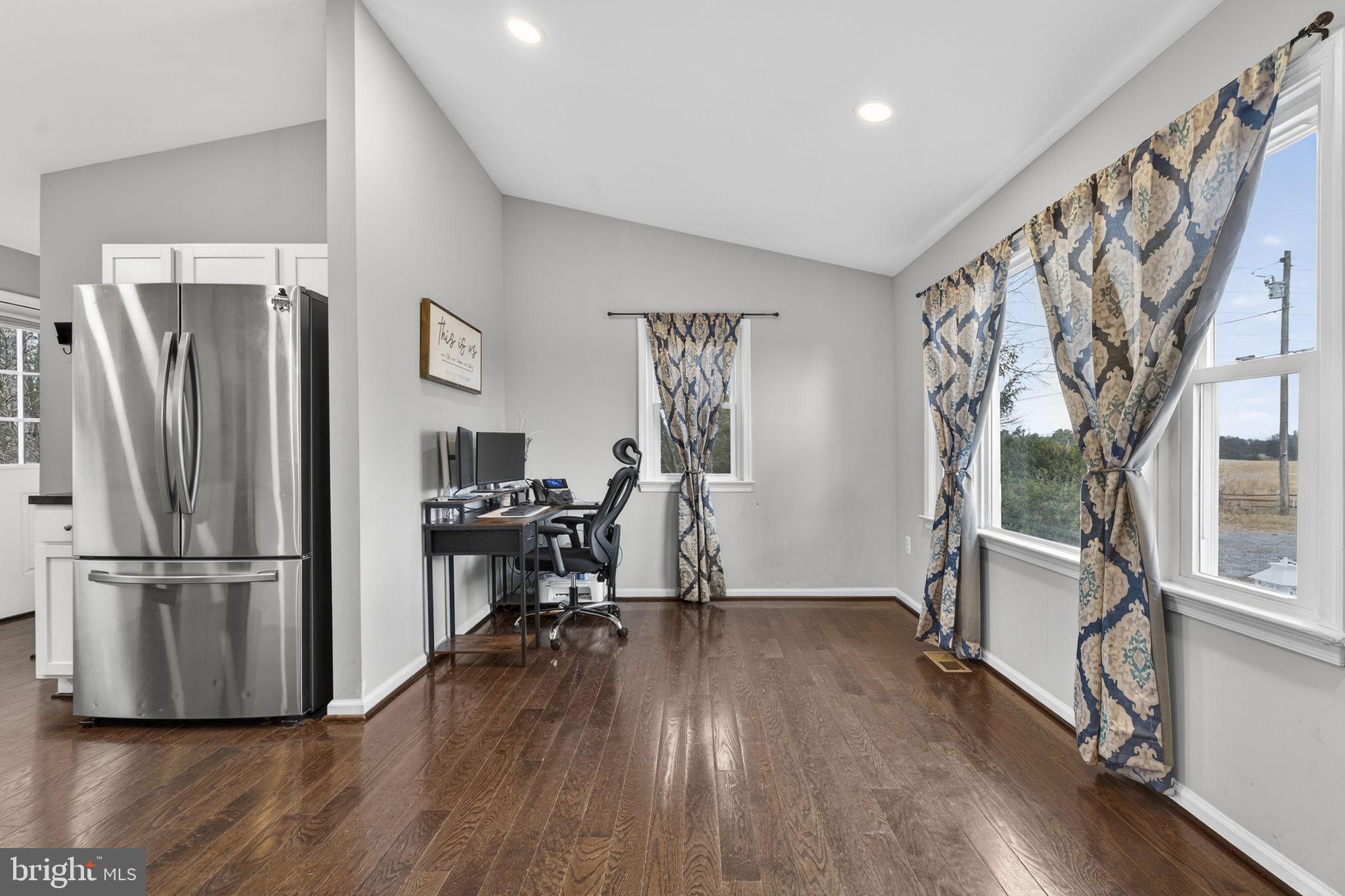 1636 Double Church Road Stephens City, VA 22655 - Photo 5 of 42 Dining area/ Great Room