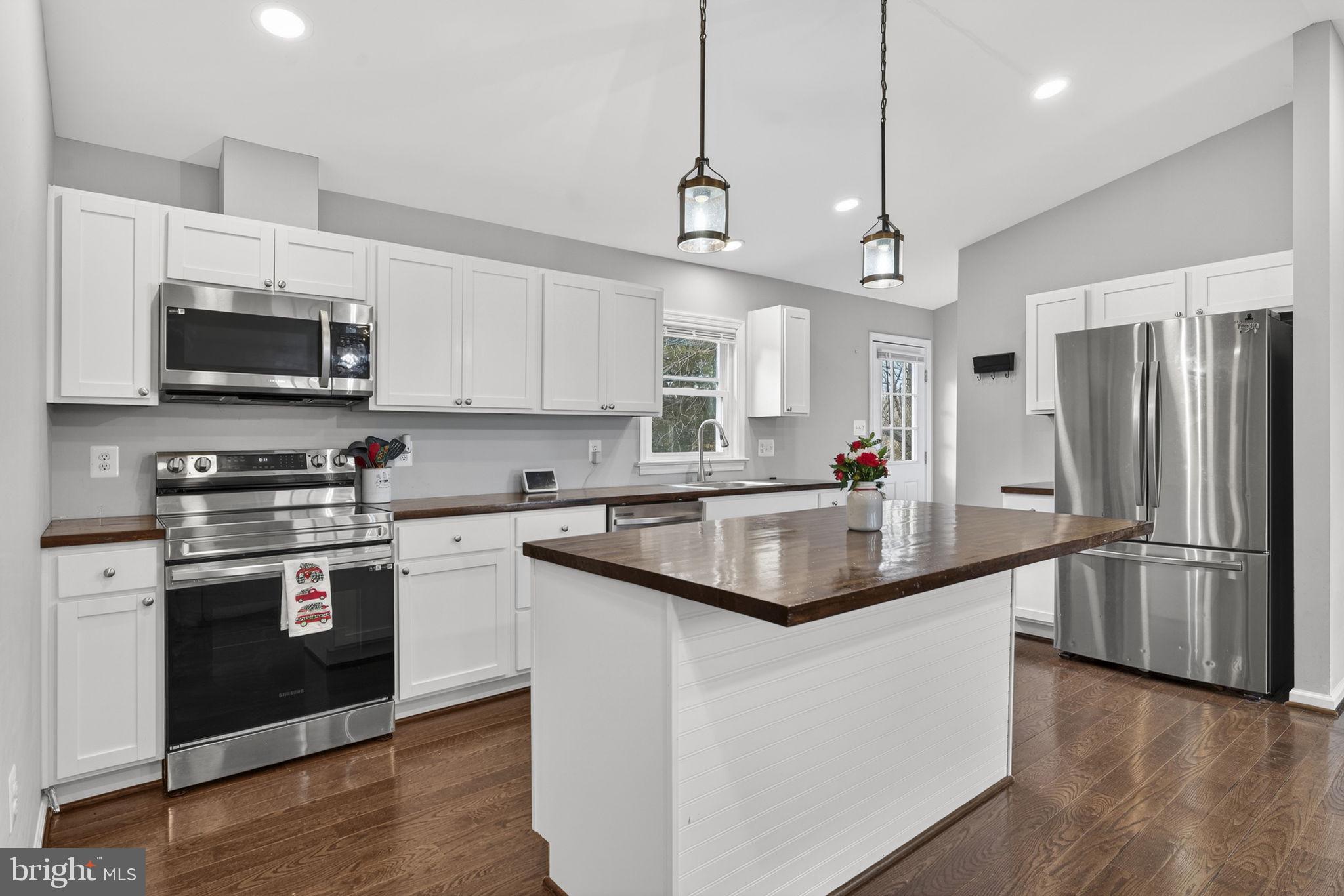 1636 Double Church Road Stephens City, VA 22655 - Photo 8 of 42 Gallery Image 8