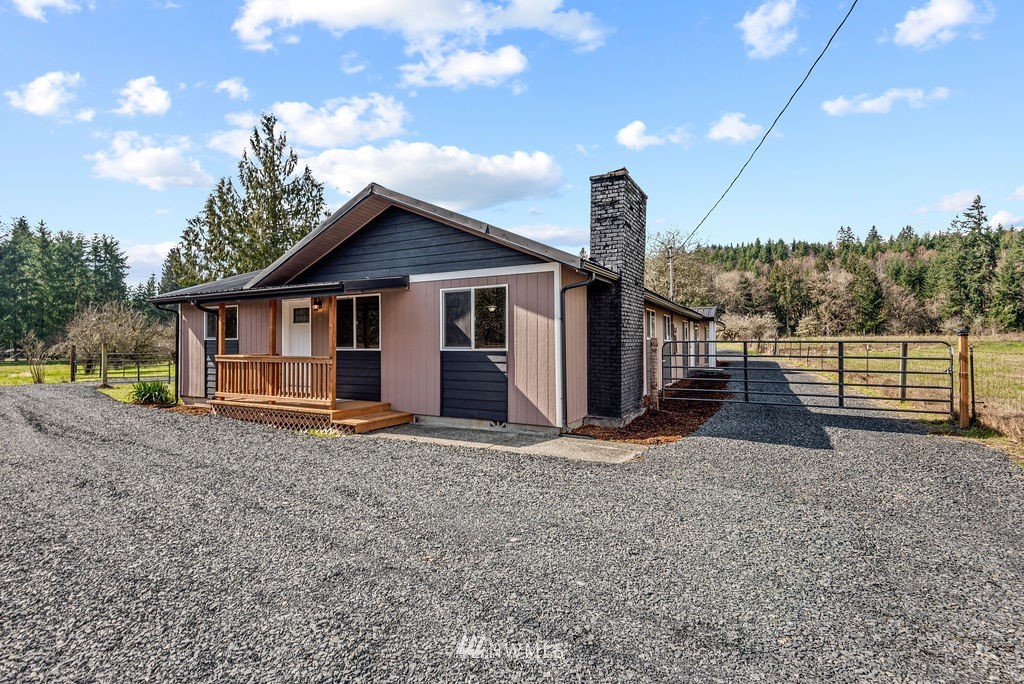 798 Winlock-Vader Road Winlock, WA 98596 - Photo 2 of 34