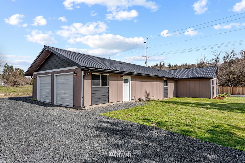 798 Winlock-Vader Road Winlock, WA 98596 - Photo 4 of 34