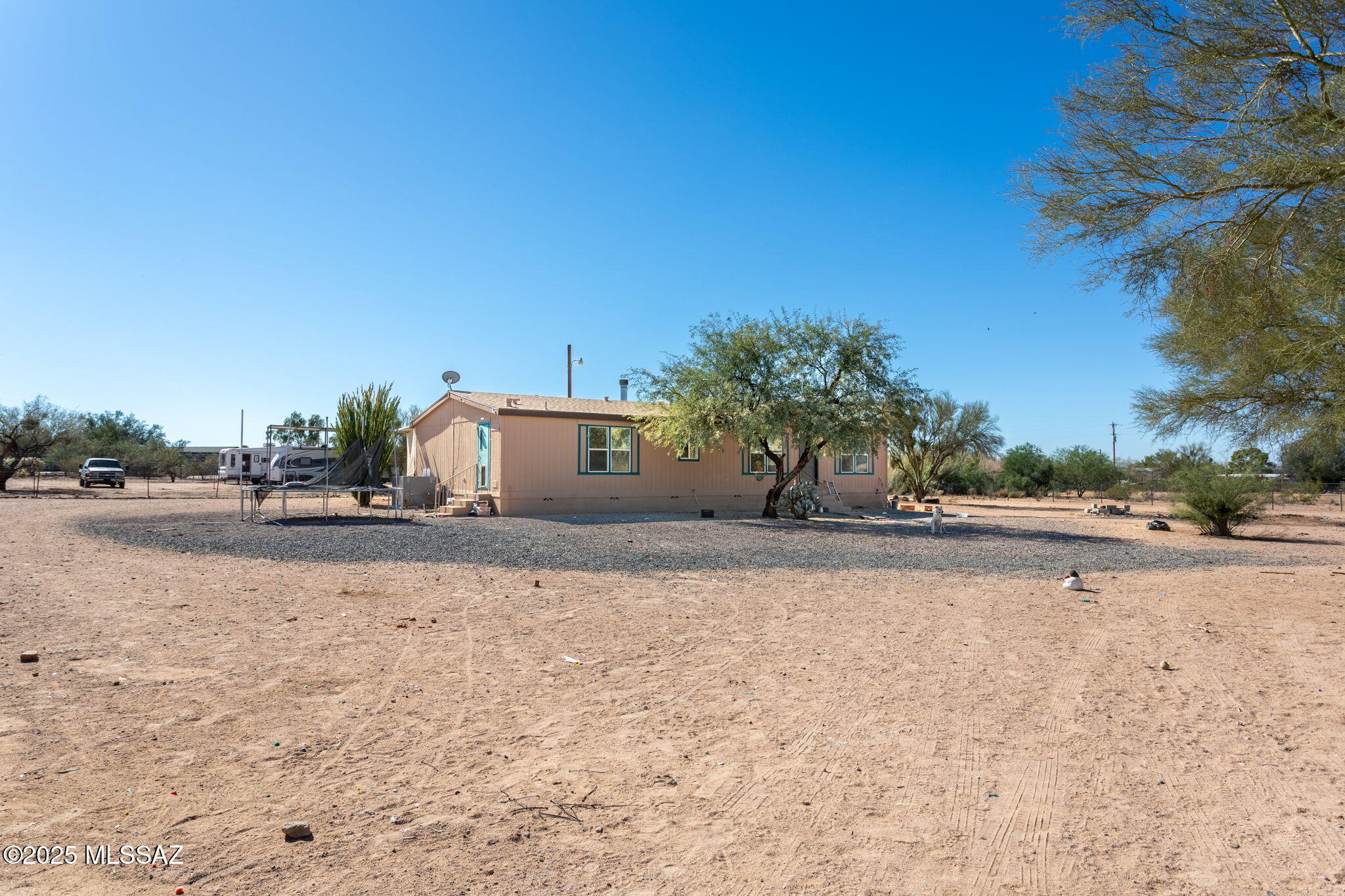 11873 West Ina Road Tucson, AZ 85743 - Photo 3 of 32 Gallery Image 3
