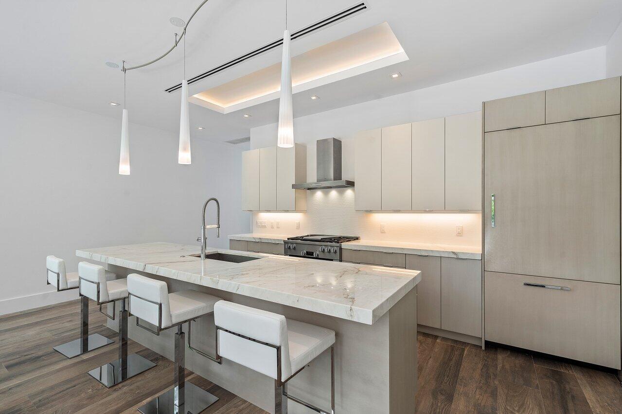 530 Northeast Wavecrest Way, Unit SOUTH Boca Raton, FL 33432 - Photo 7 of 46 007-530NortheastWavecrestWay-BocaRaton-F