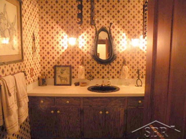 16690 Colvin Road St. Charles, MI 48655 - Photo 7 of 9 20033774-8.JPG