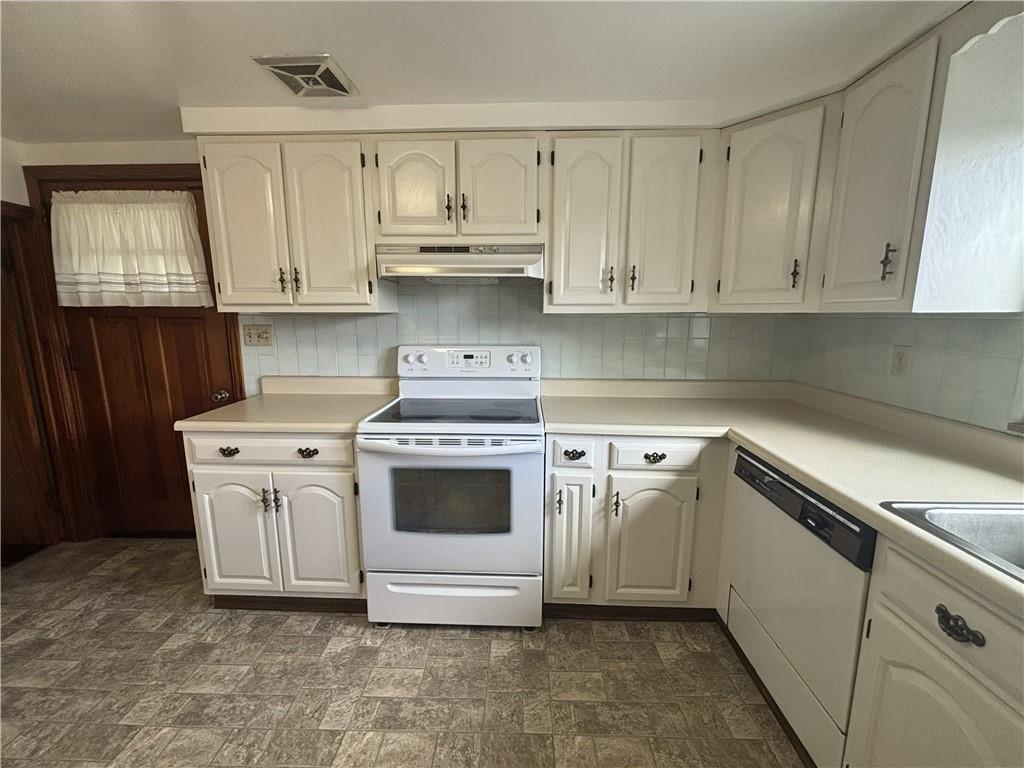 809 Carbon Road Greensburg, PA 15601 - Photo 14 of 48