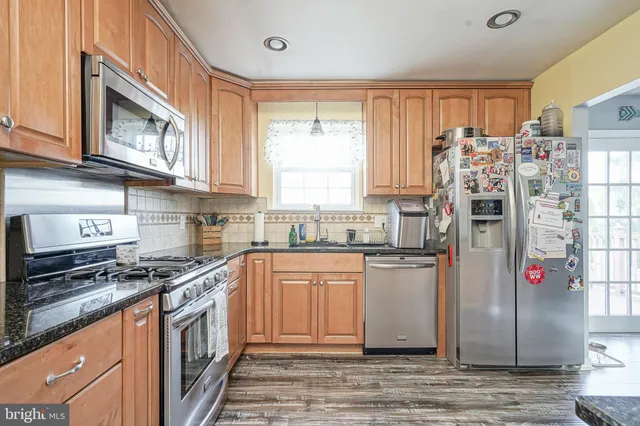 $390,000 | 410 Sheffield Court, Runnemede, NJ 08078