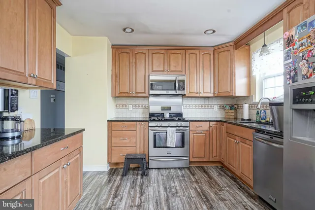 $390,000 | 410 Sheffield Court, Runnemede, NJ 08078