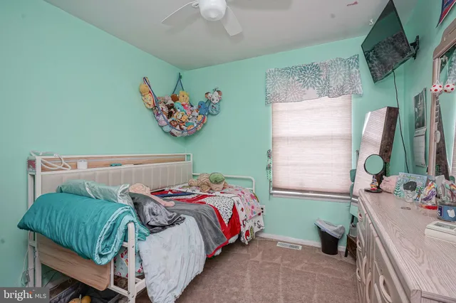 $390,000 | 410 Sheffield Court, Runnemede, NJ 08078