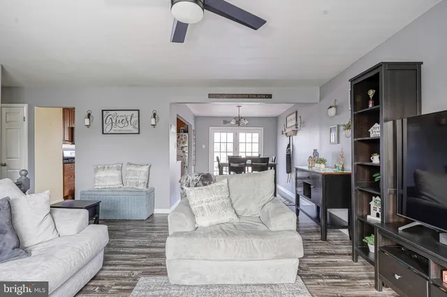 $390,000 | 410 Sheffield Court, Runnemede, NJ 08078