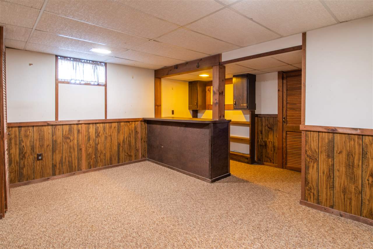 32 Fairview Avenue Nashua, NH 03060 - Photo 13 of 15