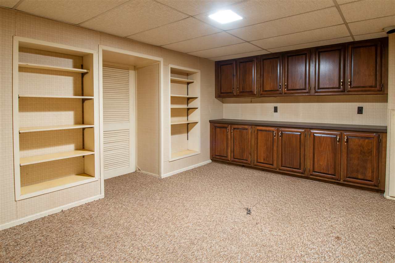 32 Fairview Avenue Nashua, NH 03060 - Photo 14 of 15