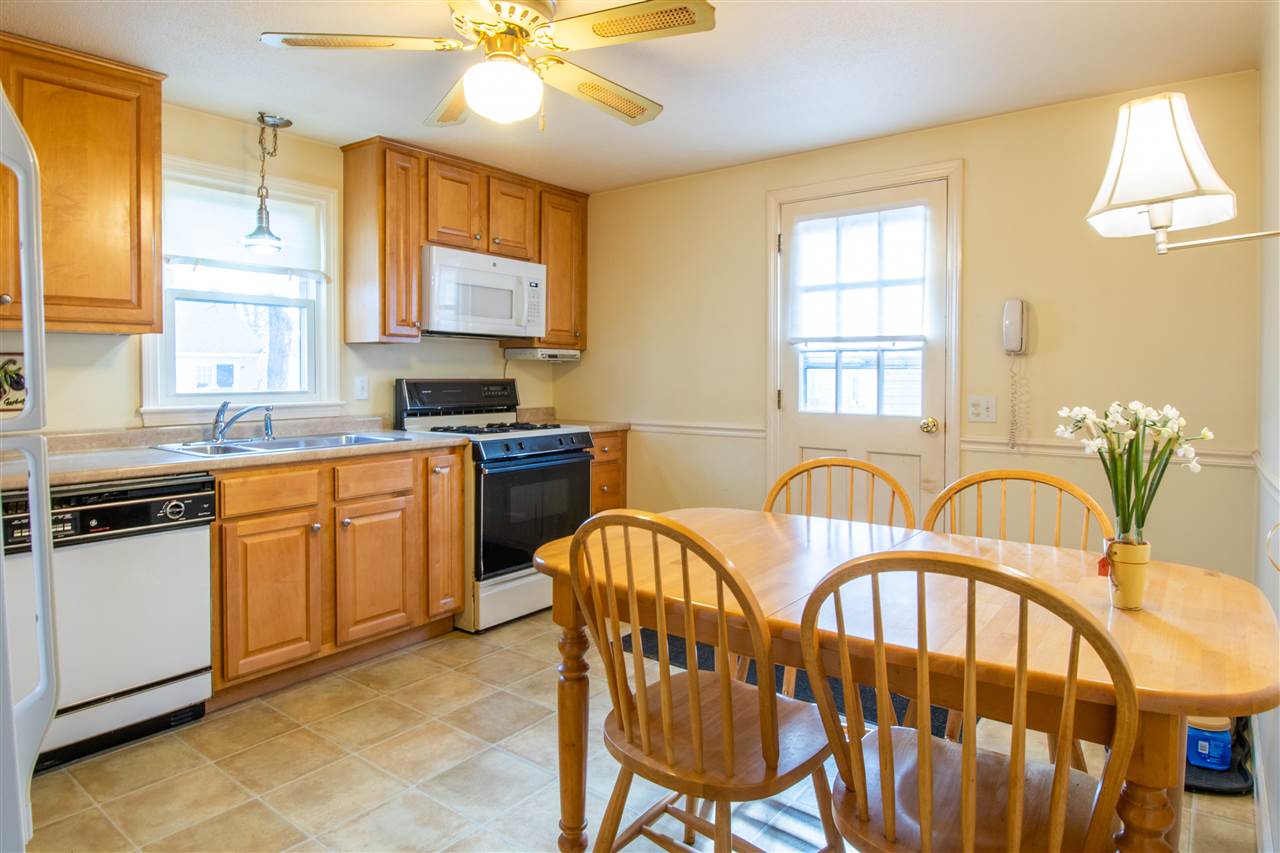 32 Fairview Avenue Nashua, NH 03060 - Photo 6 of 15