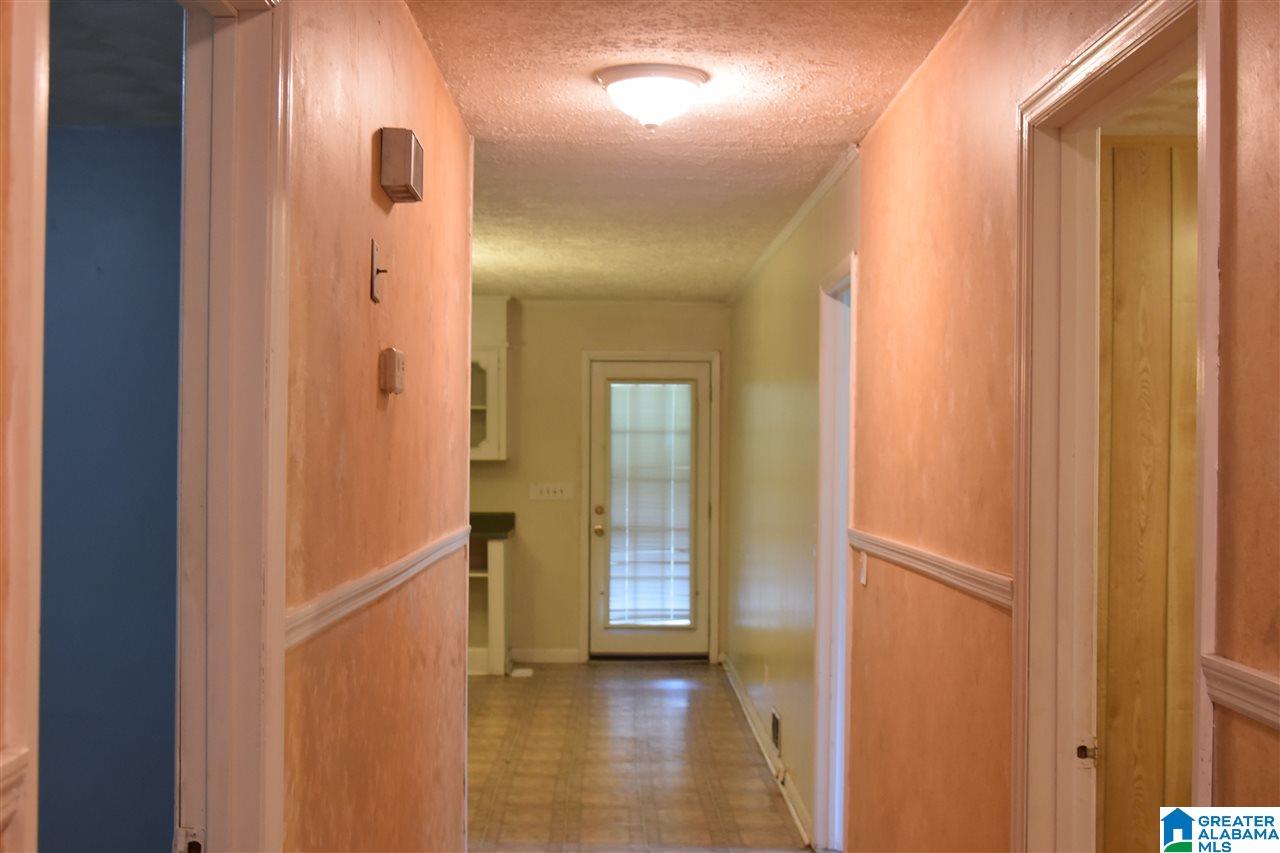 245 Tolbert Street Anniston, AL 36201 - Photo 15 of 35